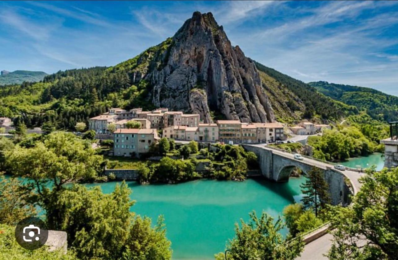 Tour De Babel Apartment Sisteron